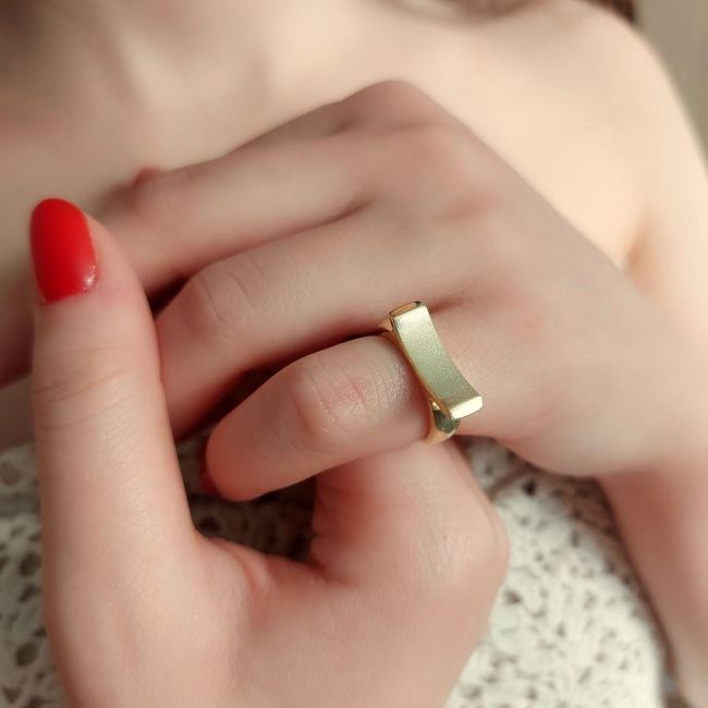 Amarillo Pinky Silver Women's Ring - 1