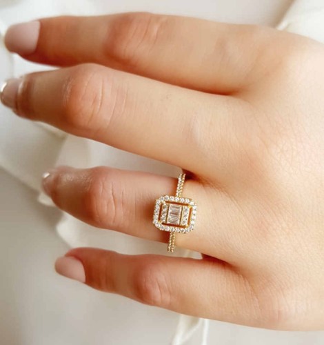 Baguette Gold Ring - Thumbnail