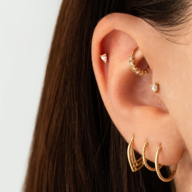 Damla Tektaş Altın Tragus Piercing - 2
