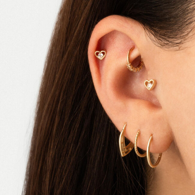 Heart Center Solitaire Gold Tragus Piercing - 2