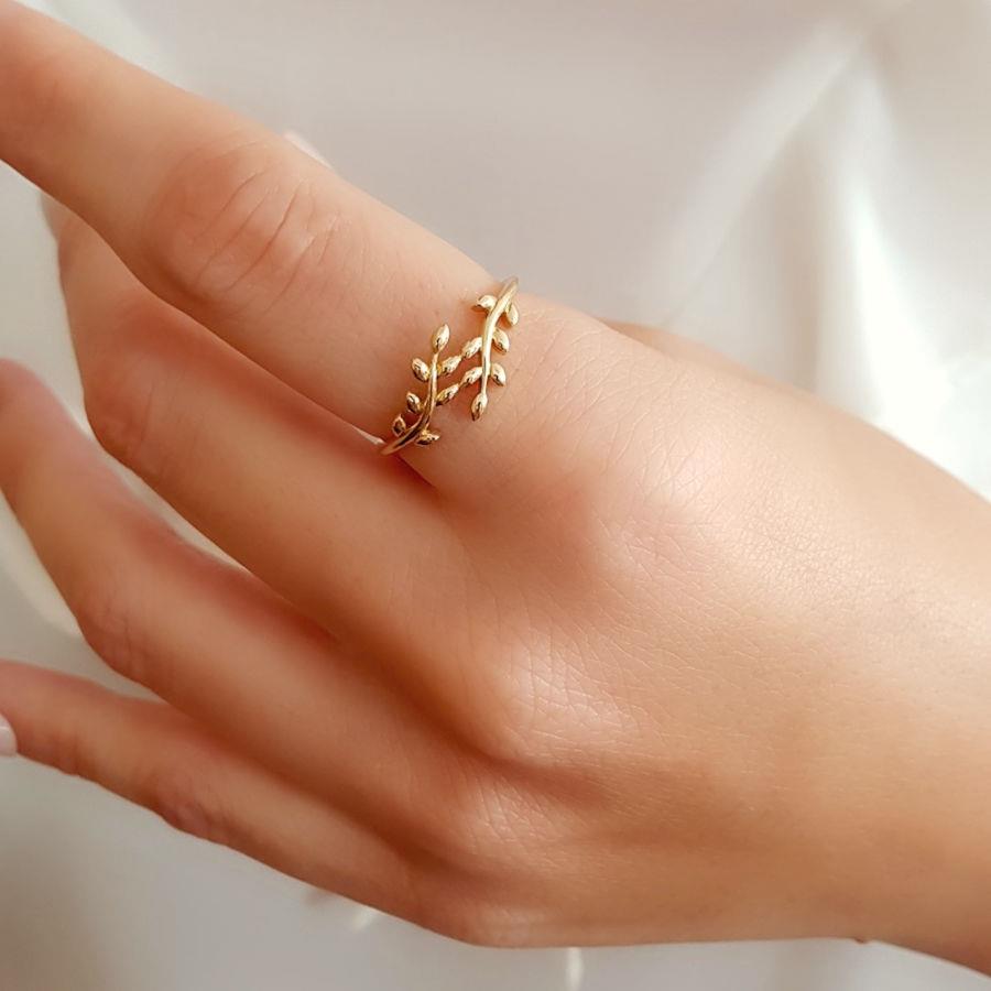 Laurel Leaf Gold Ring - Thumbnail