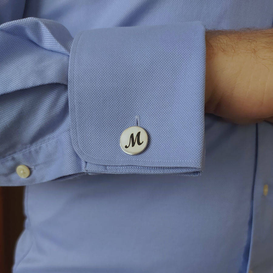  Personalized Round Plate Black Enamel Letter Cufflinks - Thumbnail