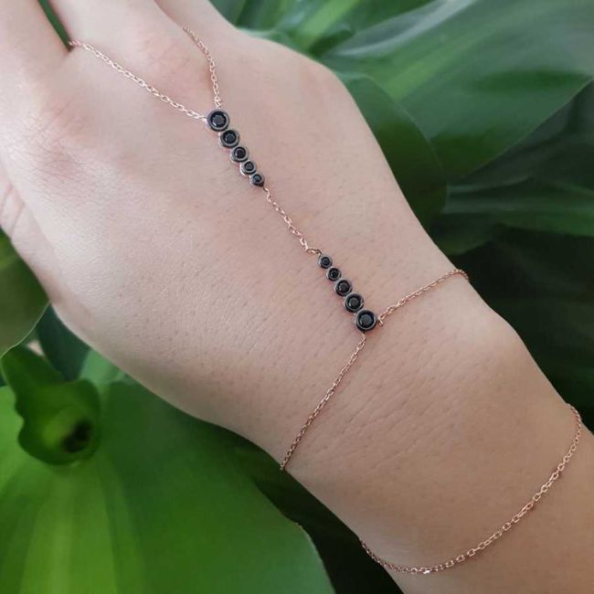 Silver Shahmaran Bracelet with Strained Black Stones - 1