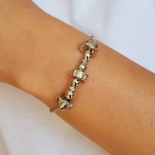 Silver Women's Bracelet with a White Ball in the Middle - CNG Jewels